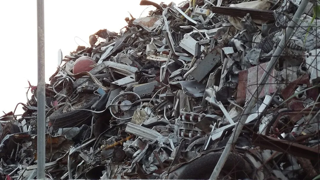 aluminum scrap imports tariff exemption Section 232: a pile of leaves